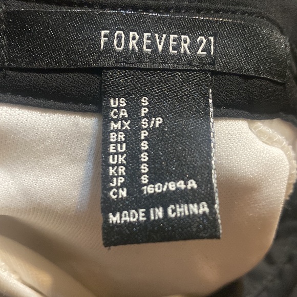 Forever 21 Colorblock Collar Lace Dress - Picture 7 of 7